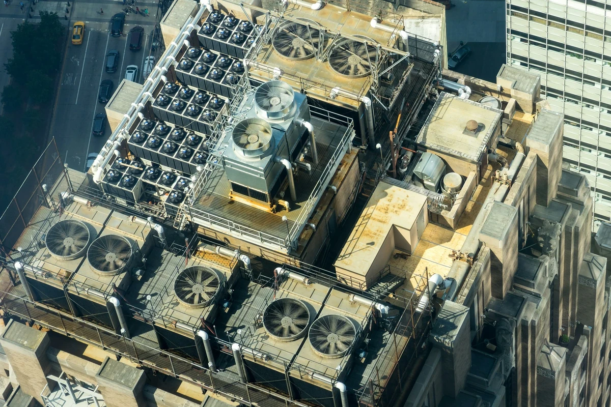 Commercial rooftop cooling equipment, fans and pipework